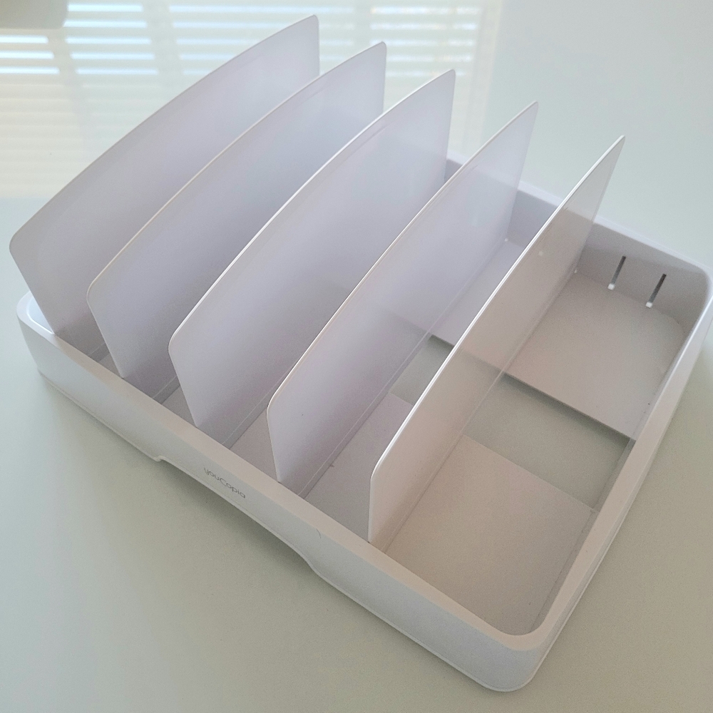 youCopia StoraLid Food Container Lid Organizer